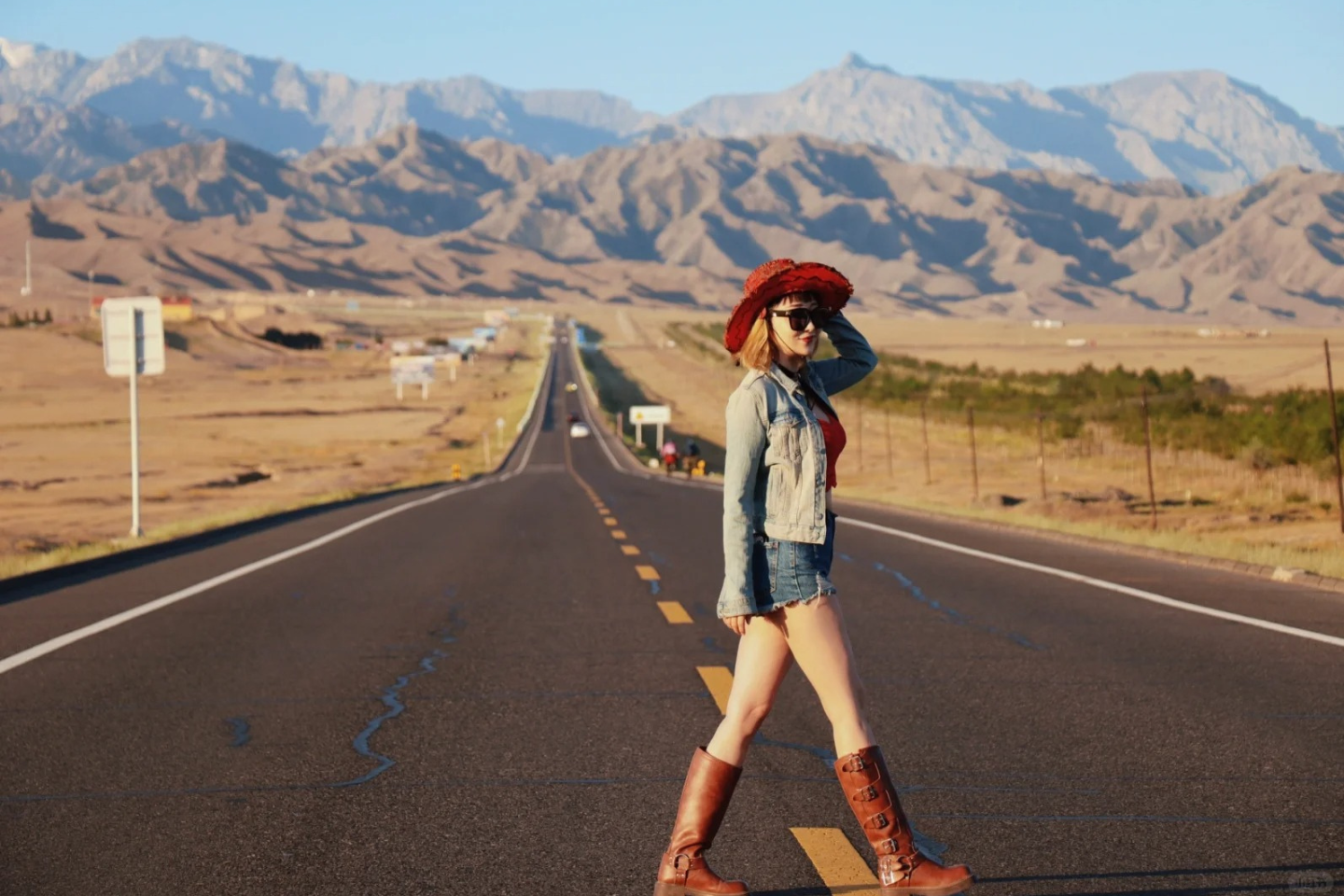 Trung Quốc: Tour Tân Cương - Con Đường Tơ Lụa