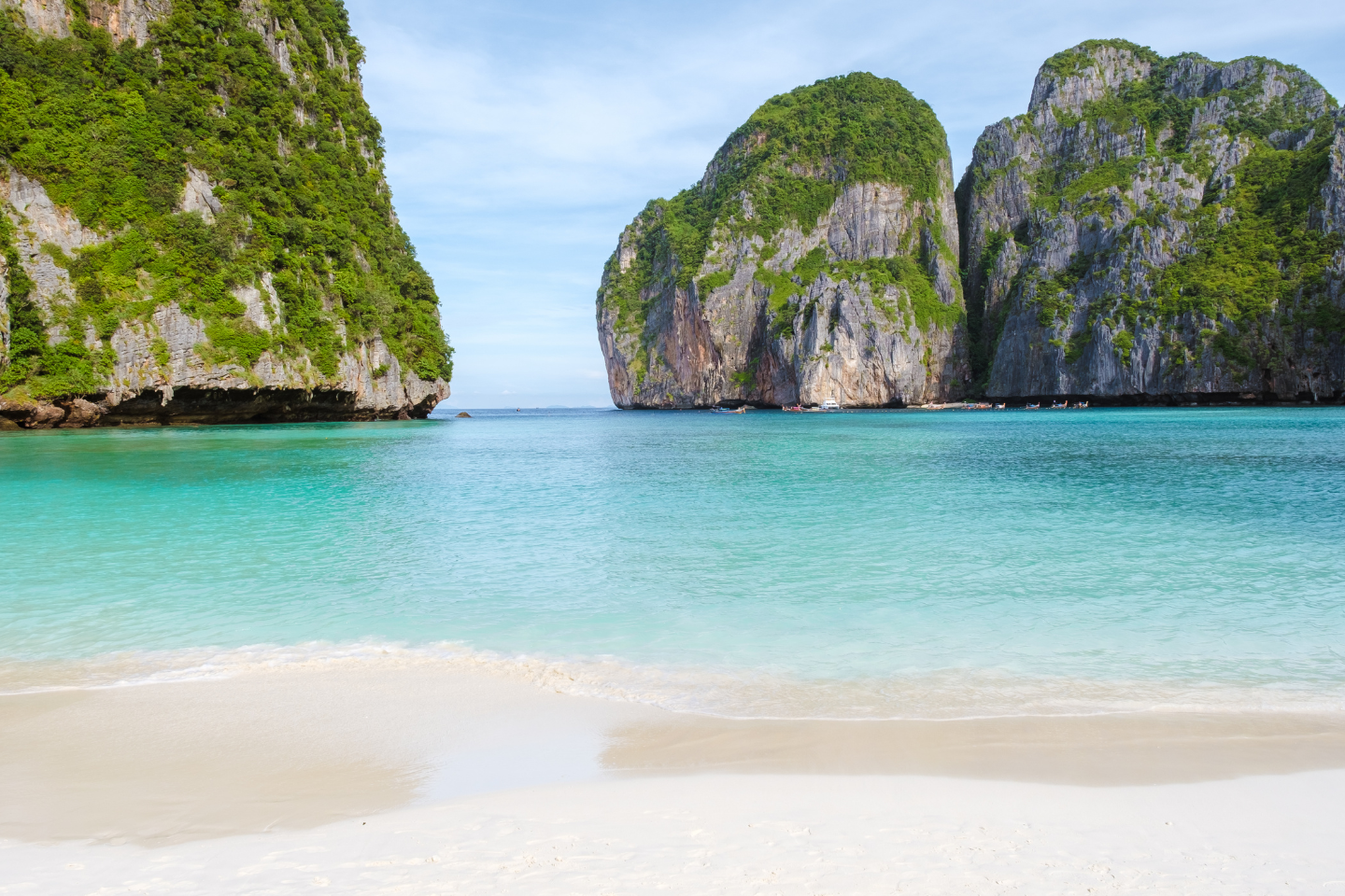 Thái Lan: Thiên đường biển Phuket - Đảo Phi Phi